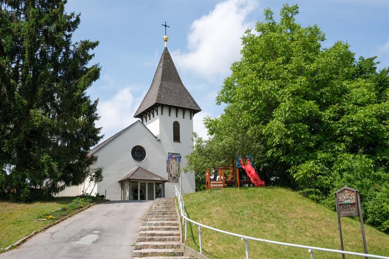 Rupertikirche eine Kirche mit Kirchturm